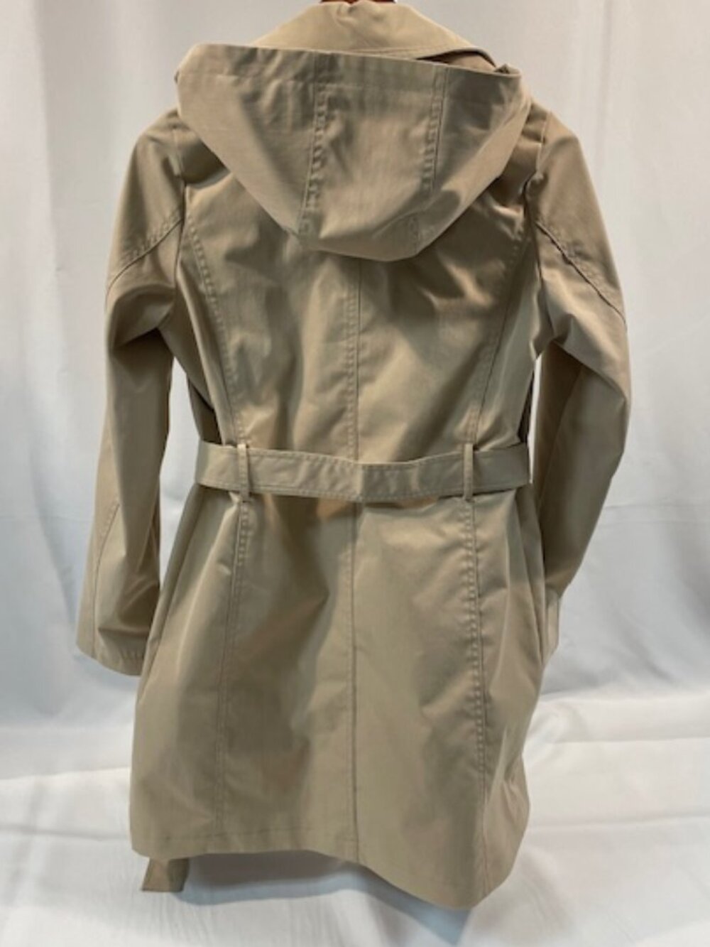 Ladies Weatherproof Trench coat with Plaid lining - Picture 3 of 3
